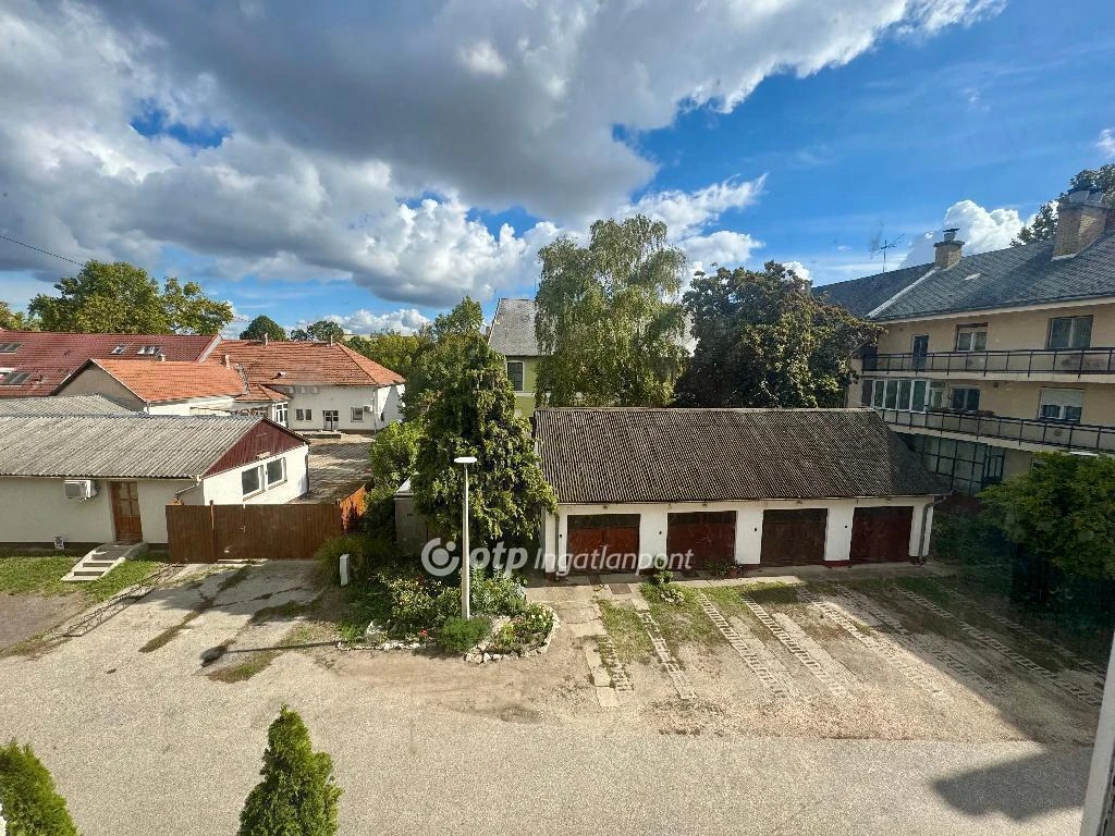 Eladó Lakás, Kiskunfélegyháza