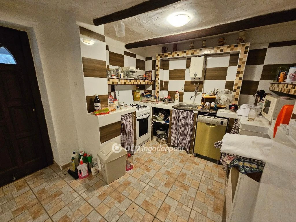 Eladó Ház, Cserkeszőlő