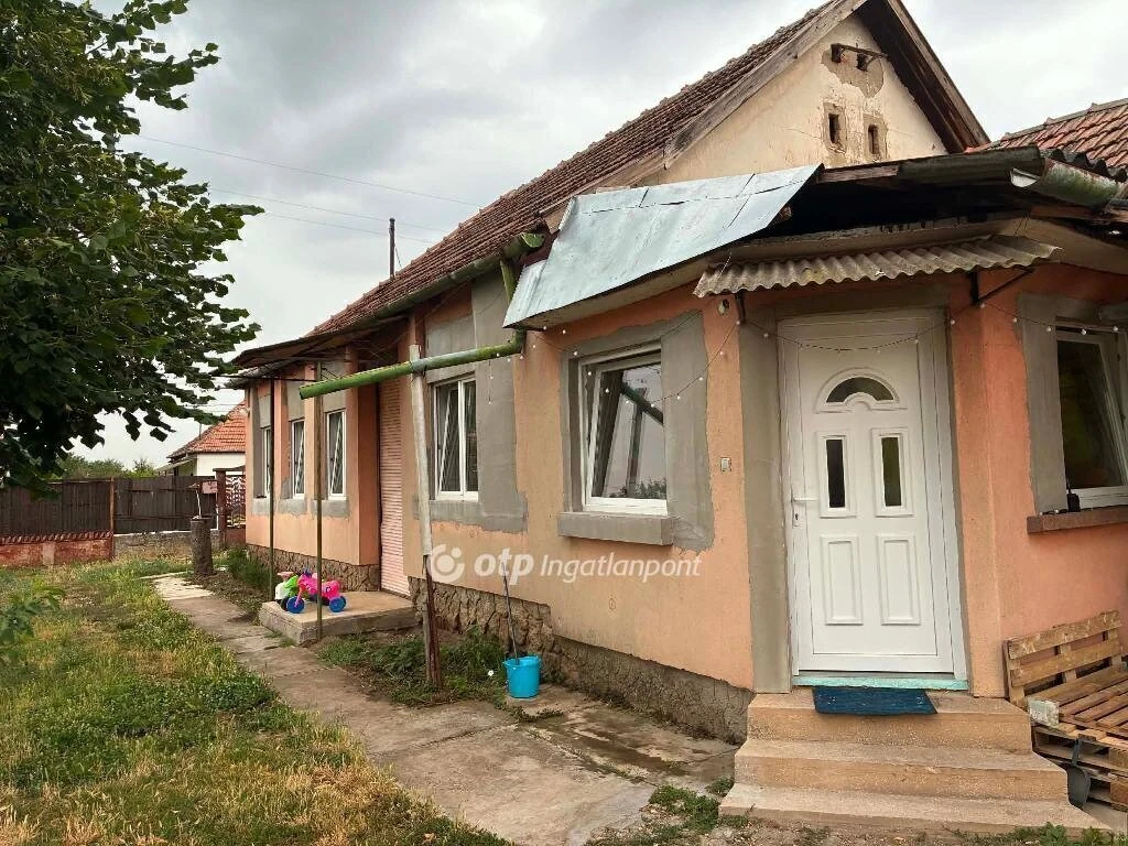 Eladó Ház, Mezőkovácsháza