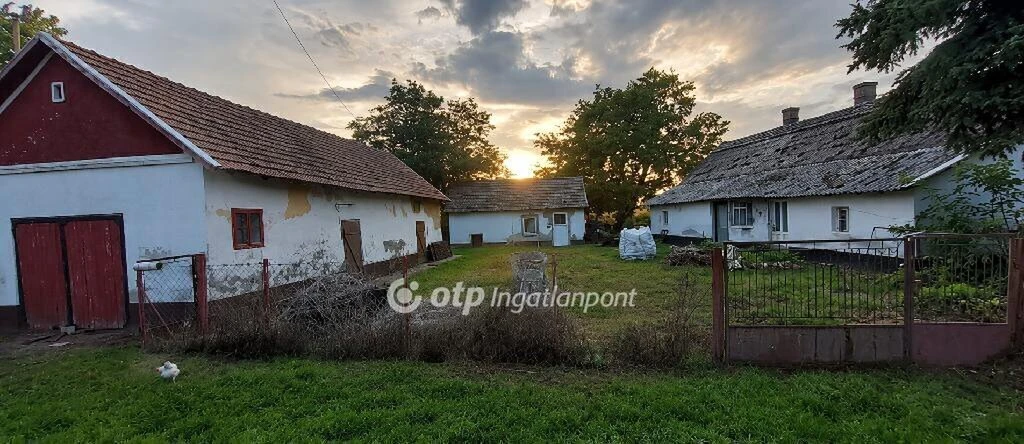 Eladó Ház, Csanytelek