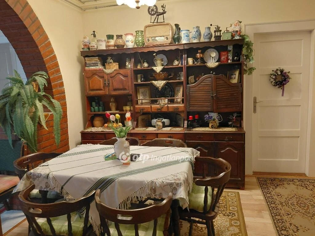 Eladó Lakás, Orosháza
