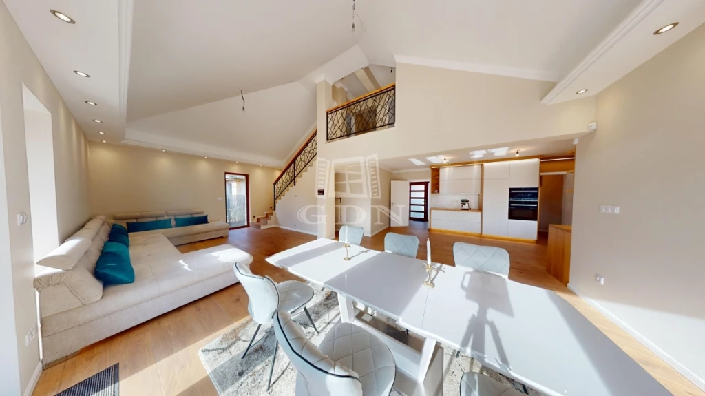 Eladó családi ház, Üllő, Impozáns luxusház!