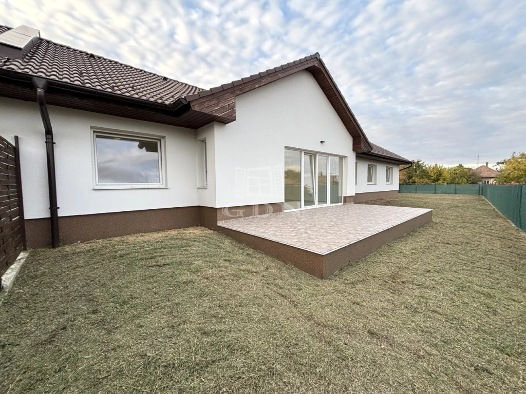 Eladó ikerház, Albertirsa, Irsa, ÚJ ÉPÍTÉSŰ 100%-os készültséggel!