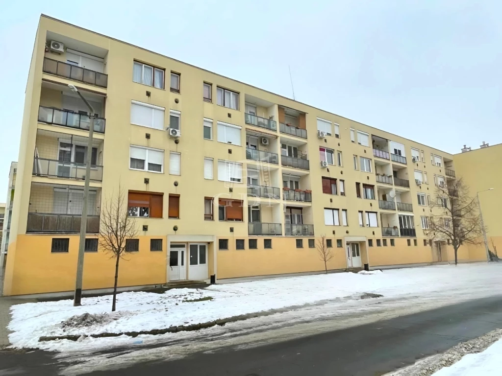 Eladó téglalakás, Hatvan, Óhatvan, Azonnal költözhető,felújított!