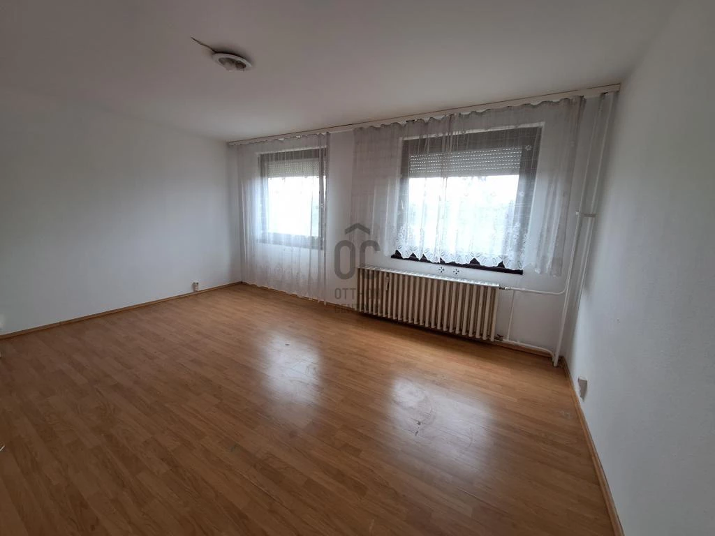 For sale panel flat, Budapest XXI. kerület, Erdősor