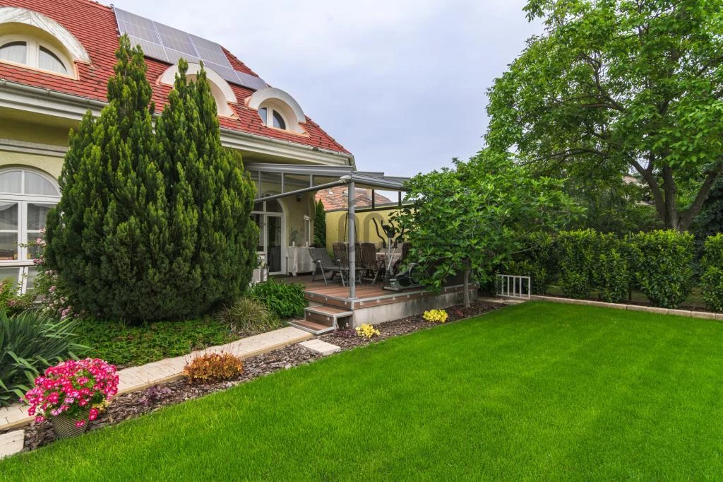 For sale semi-detached house, Budapest XVIII. kerület, Miklóstelep