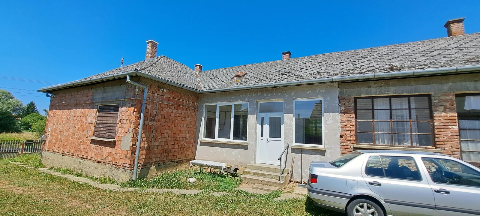 Eladó családi ház, Bucsuta