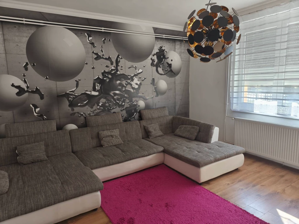 Kulcsrakész, teljeskörűen felújított , költözhető sorházi lakás Zalakomárban – karnyújtásnyira Zalakarostól!