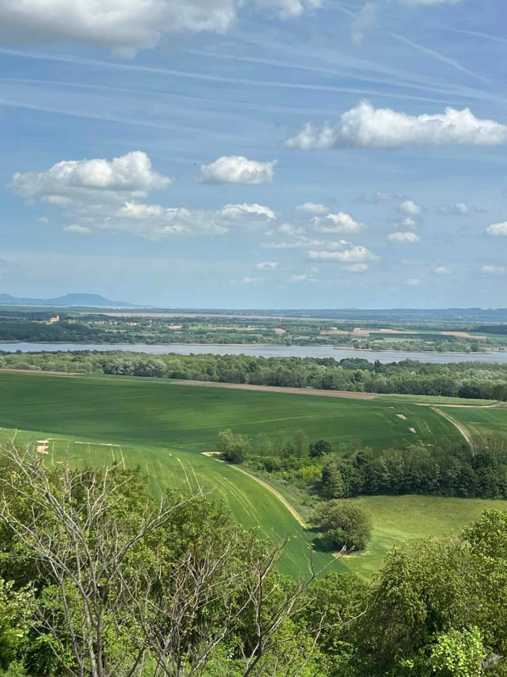 Örök panoráma a Kis-Balatonra – Befektetés a csendbe és az értékbe Zalaszabarban