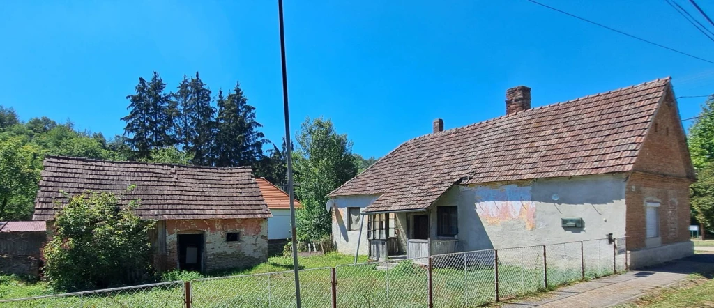 TELEKÁRBAN ELADÓ TÉGLAHÁZ NAGYRADÁN – ZALAKAROS ÉS A BALATON KÖZELÉBEN!