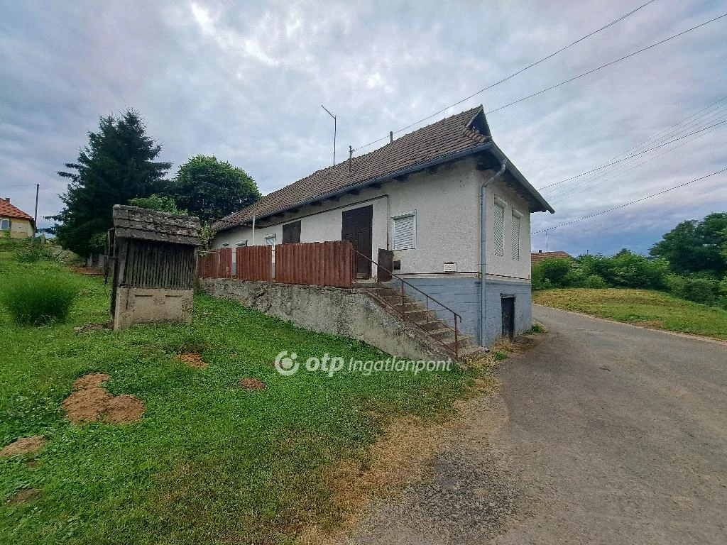 For sale house, Varsány, Központi