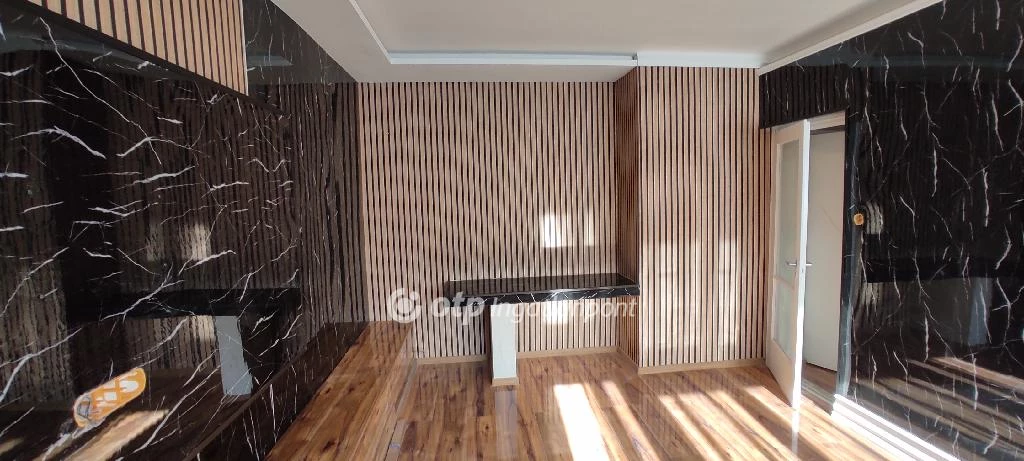 For sale panel flat, Salgótarján, Salgó út