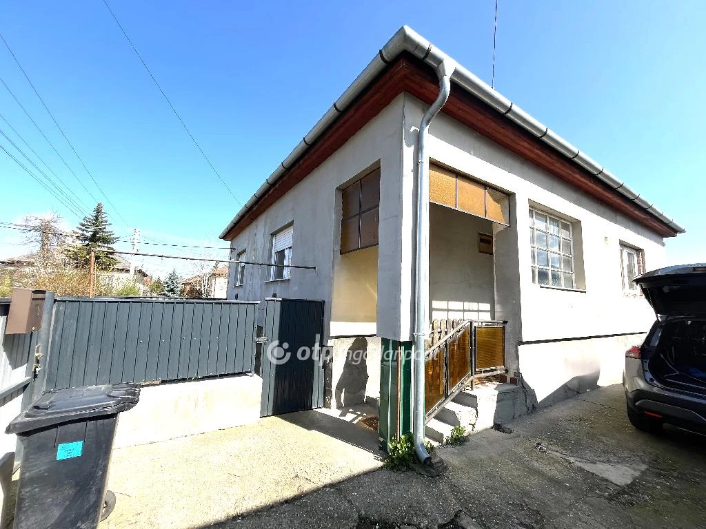 Eladó családi ház, Pásztó, Fenek