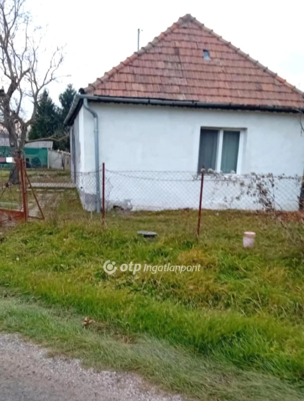 Eladó családi ház, Bátonyterenye, Mellékutca