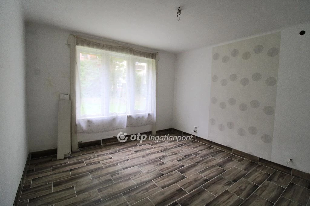 Eladó téglalakás, Salgótarján, Acélgyár