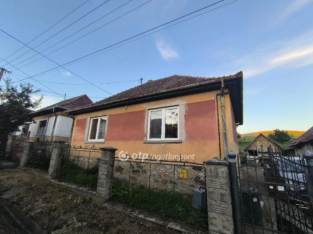 For sale house, Kazár, Mellékutca