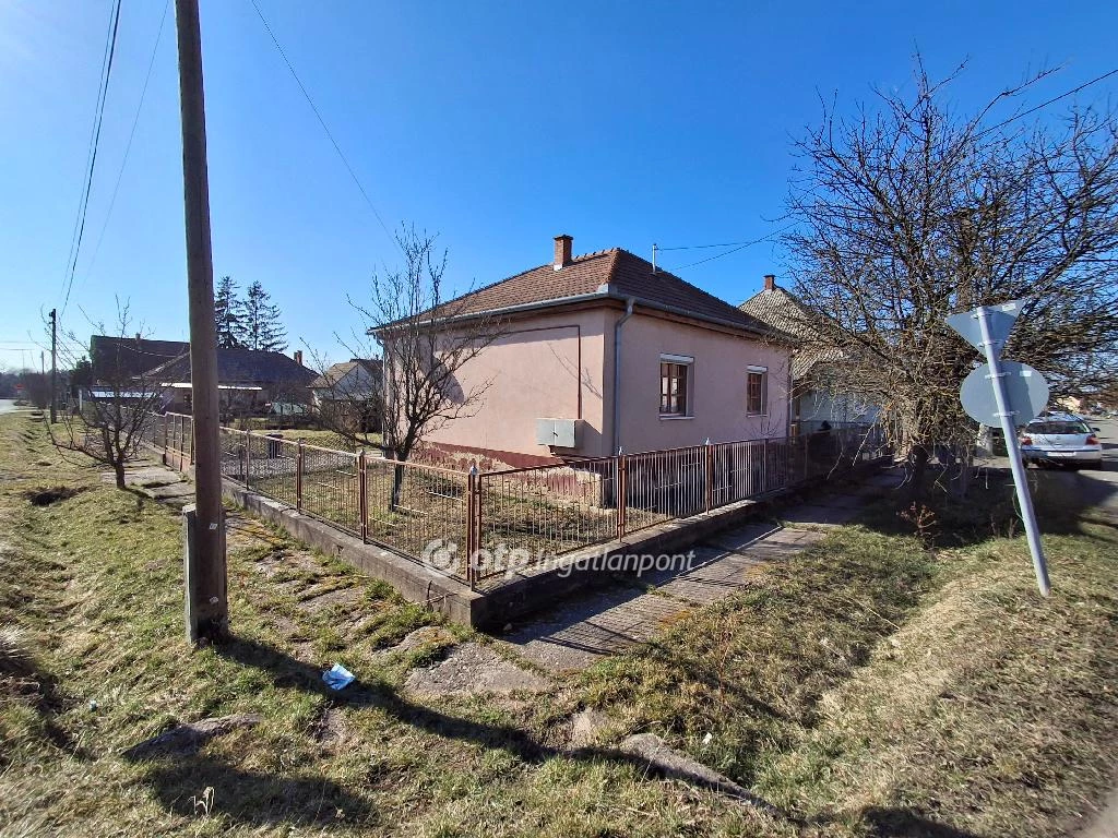 Eladó családi ház, Balassagyarmat, Csendes