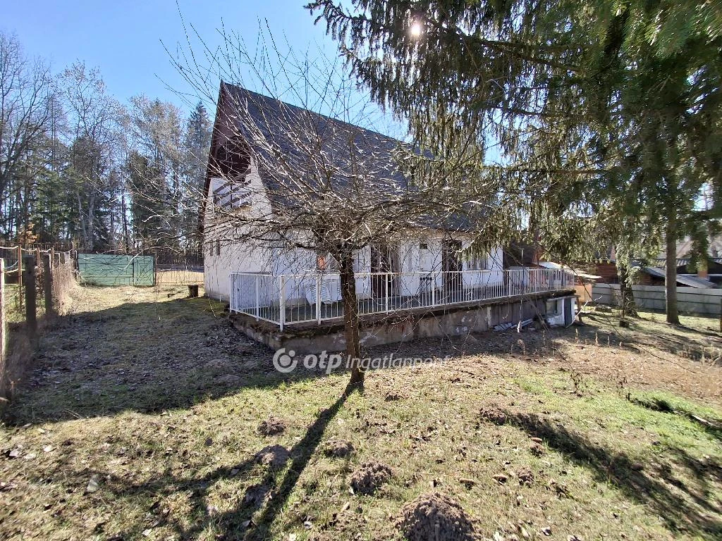 Eladó üdülő, nyaraló, Balassagyarmat, Csendes