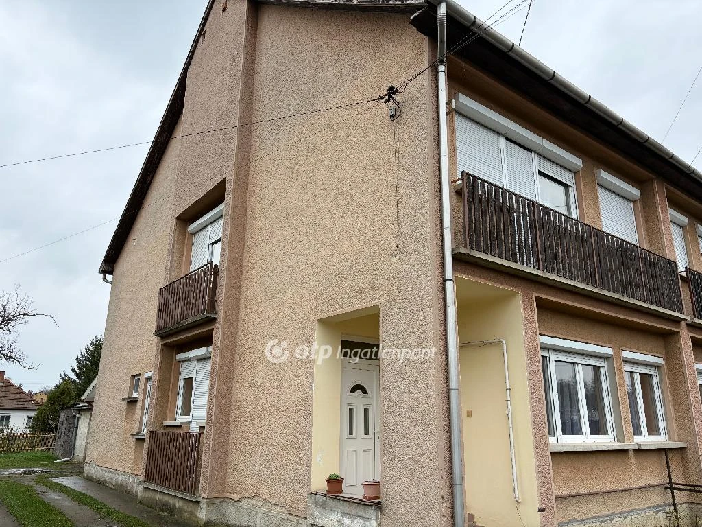 Eladó családi ház, Balassagyarmat, csendes