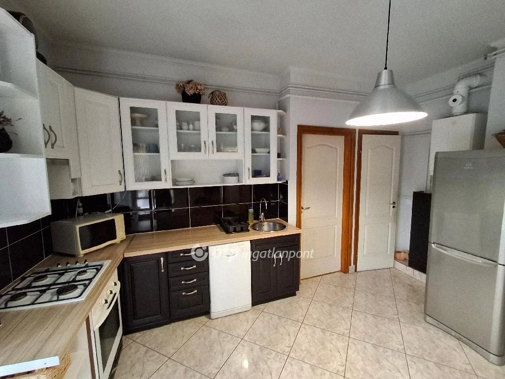 Eladó családi ház, Balassagyarmat, Csendes