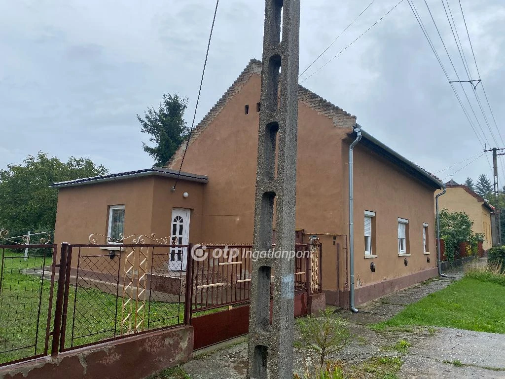 Eladó családi ház, Balassagyarmat, csendes