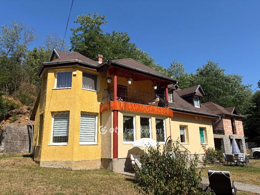 Eladó családi ház, Salgótarján, csendes