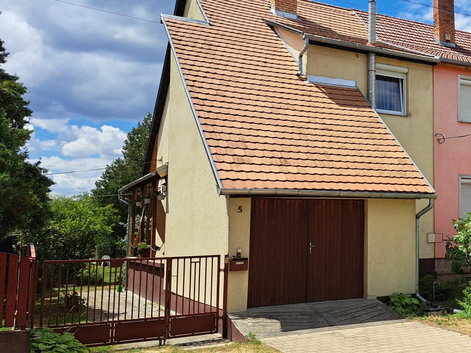 For sale semi-detached house, Felsőpakony