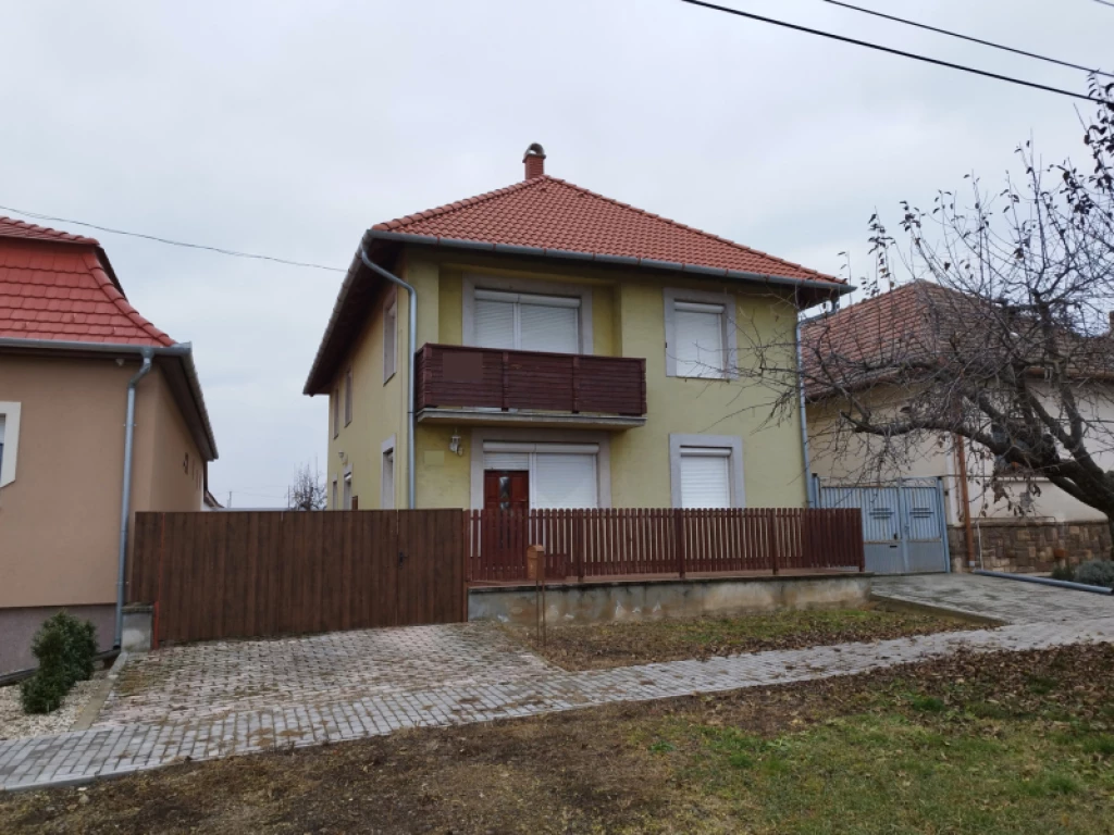 For sale house, Kartal