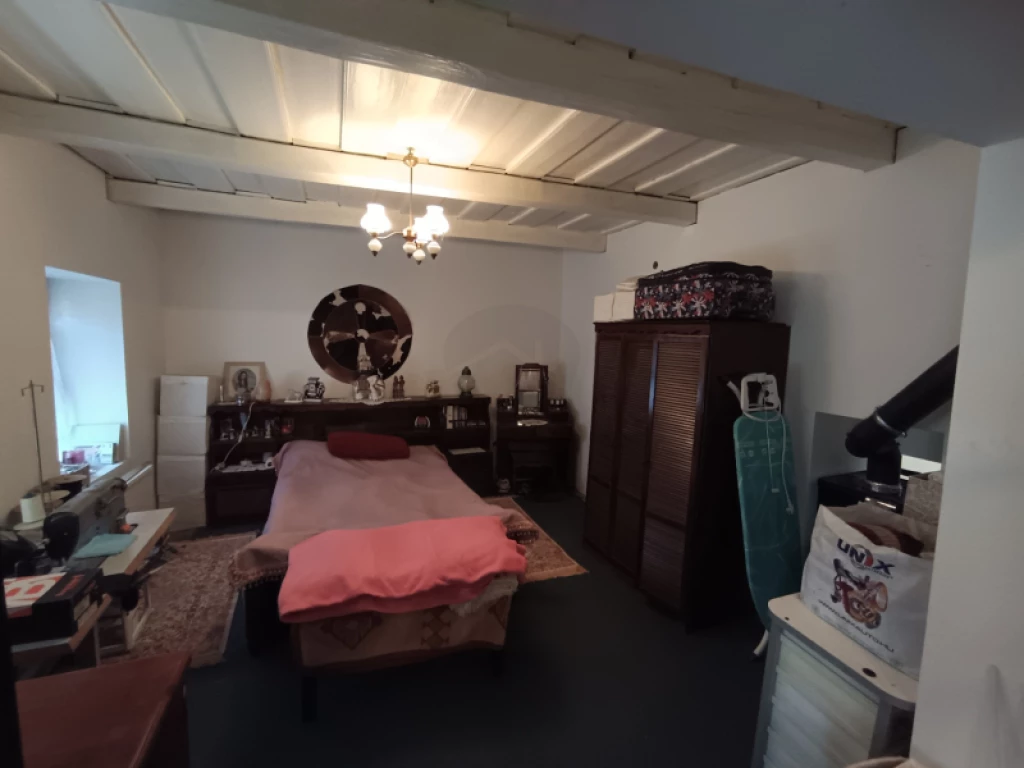 For sale house, Lőrinci