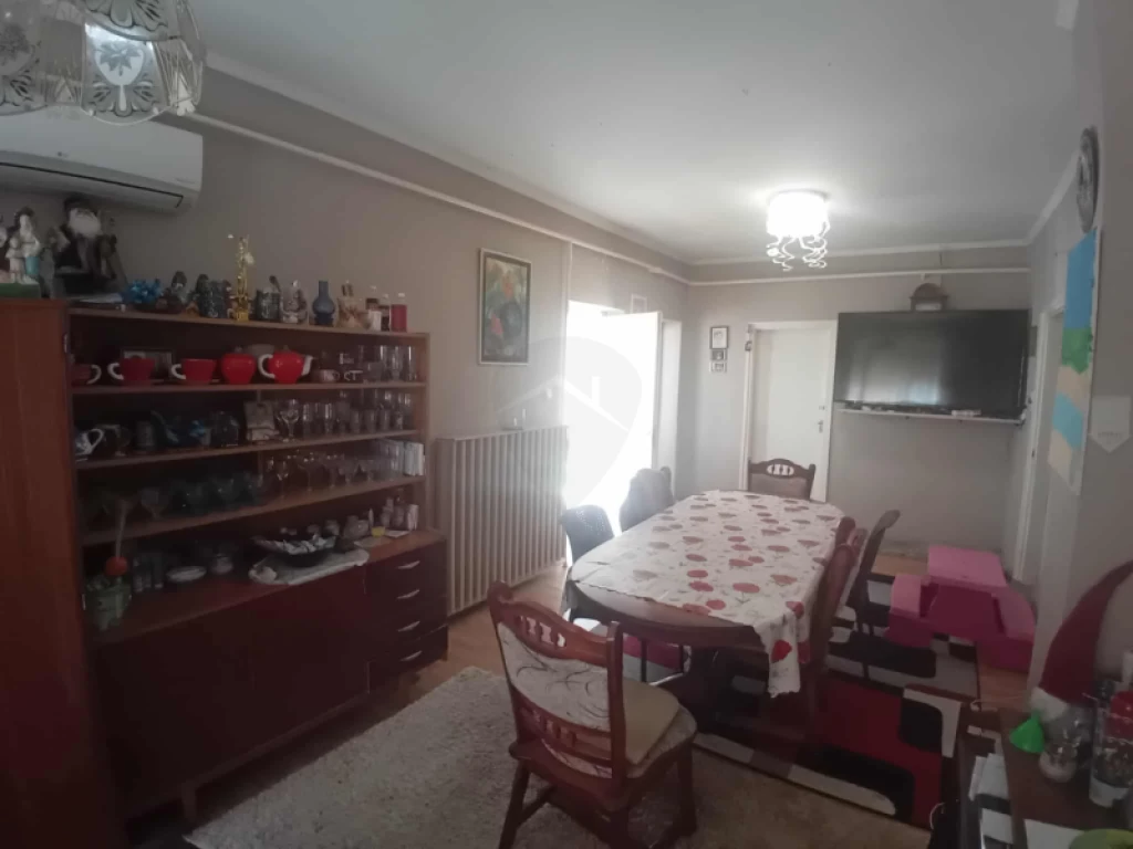 Eladó családi ház, Hort