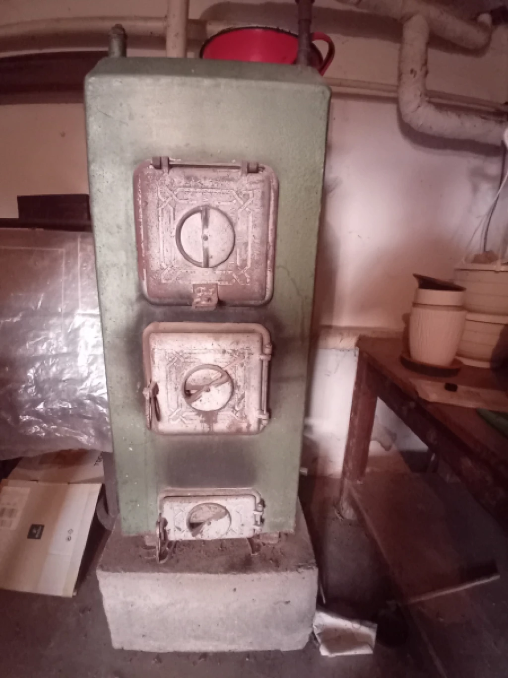 Eladó családi ház, Apc