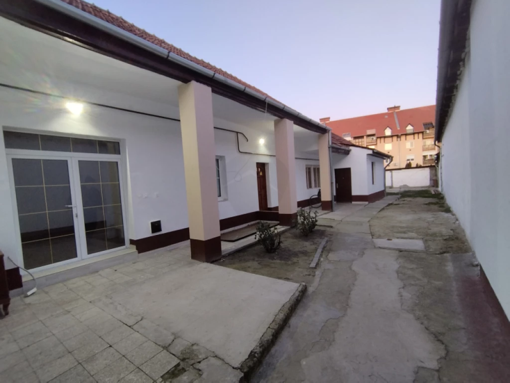 c3-1-name c2-19-name, Hatvan