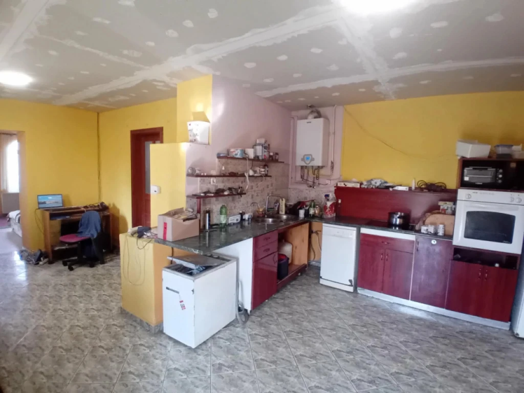 c3-1-name c2-1-name, Atkár