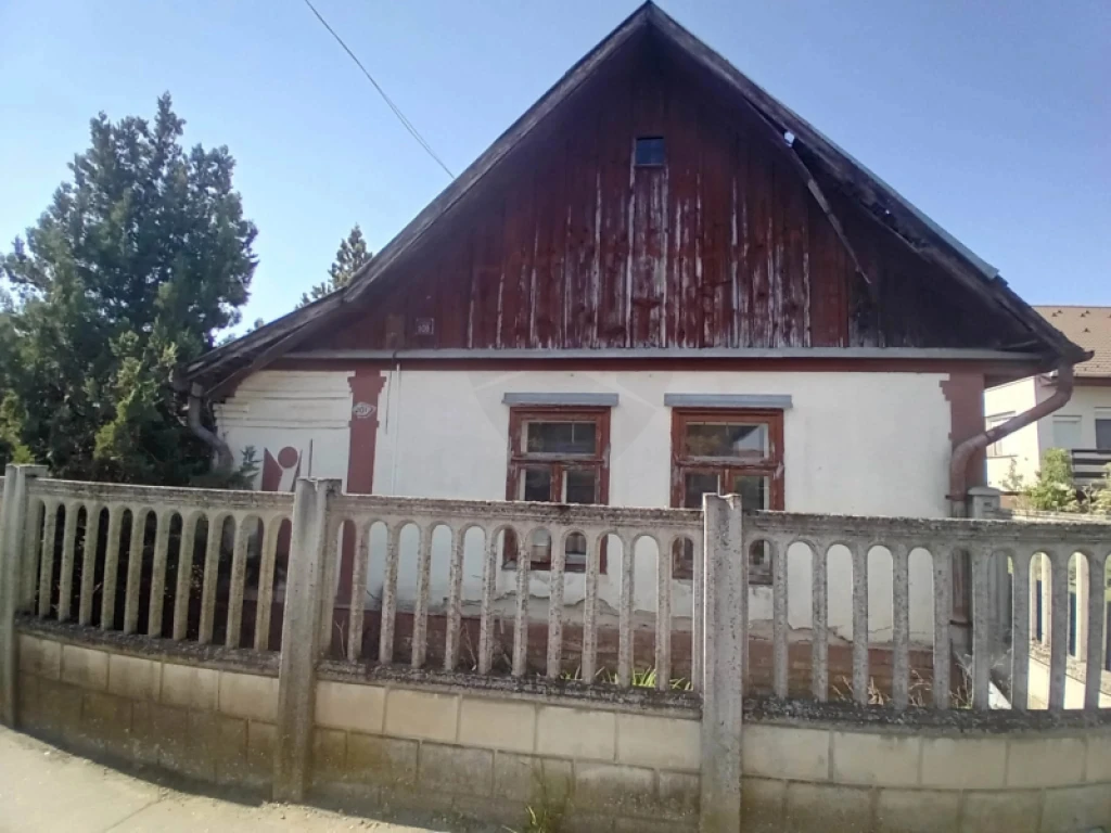 Eladó családi ház, Tóalmás