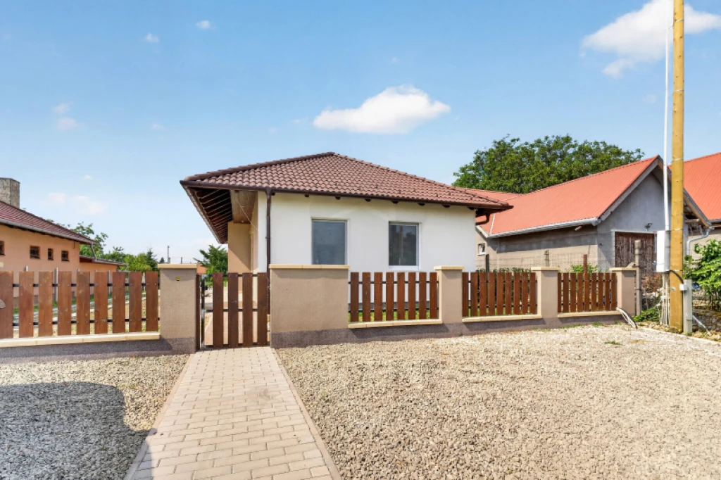 Eladó ikerház, Kartal