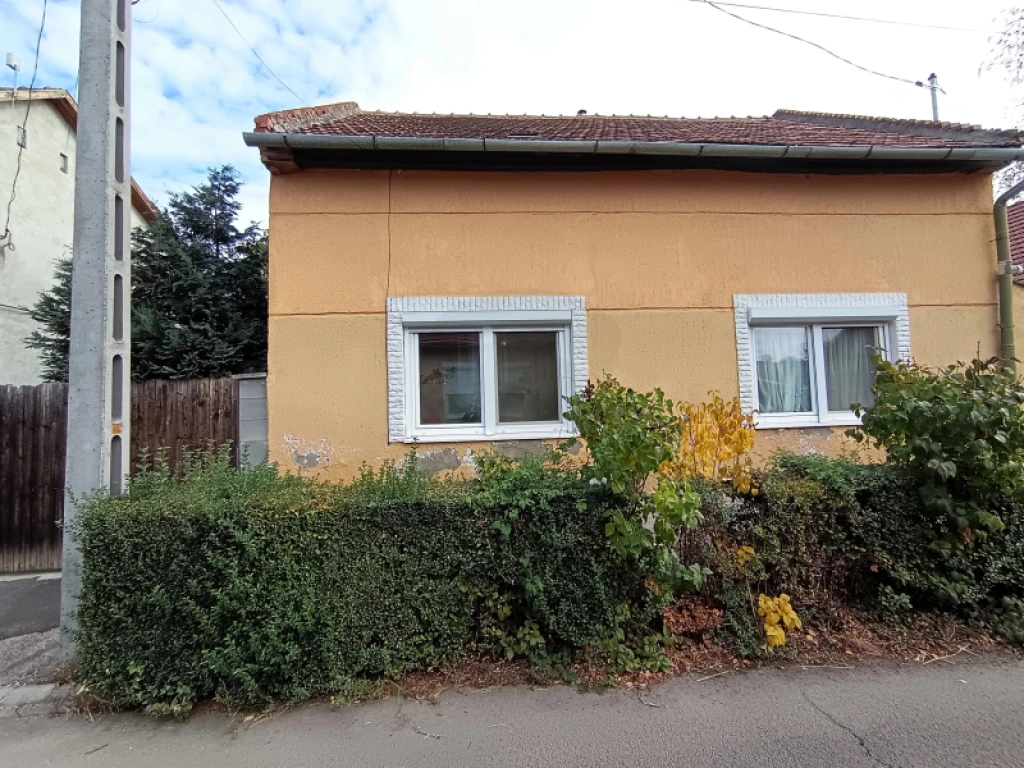 Eladó családi ház, Hatvan