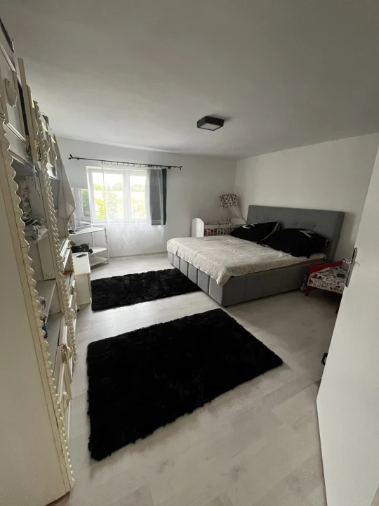 Lovászpatonán eladó 2 szoba + nappalis ház nagy telekkel!