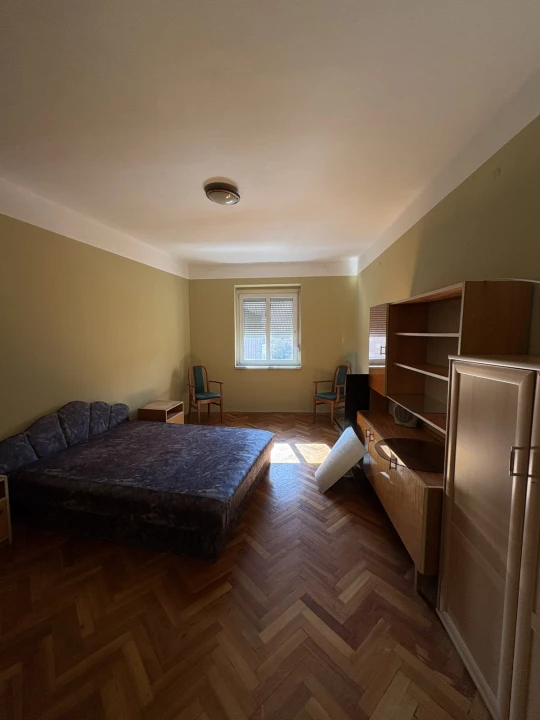 c3-1-name c2-19-name, Győr