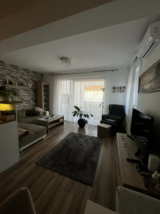 c3-1-name c2-19-name, Győr