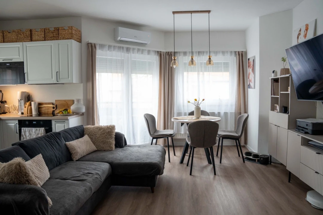 Eladó téglalakás, Mosonmagyaróvár