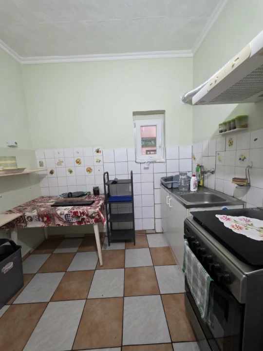 Eladó családi ház, Újrónafő