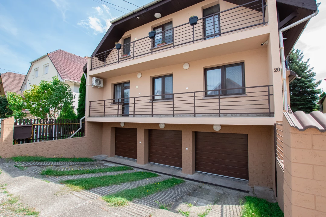 For rent brick flat, Miskolc, Retek utca