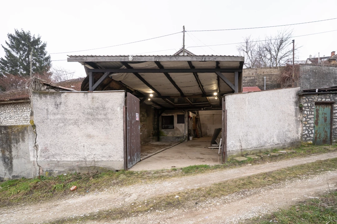 Eladó vidéki raktárak, Miskolc, Bábonyi bérc alsósor