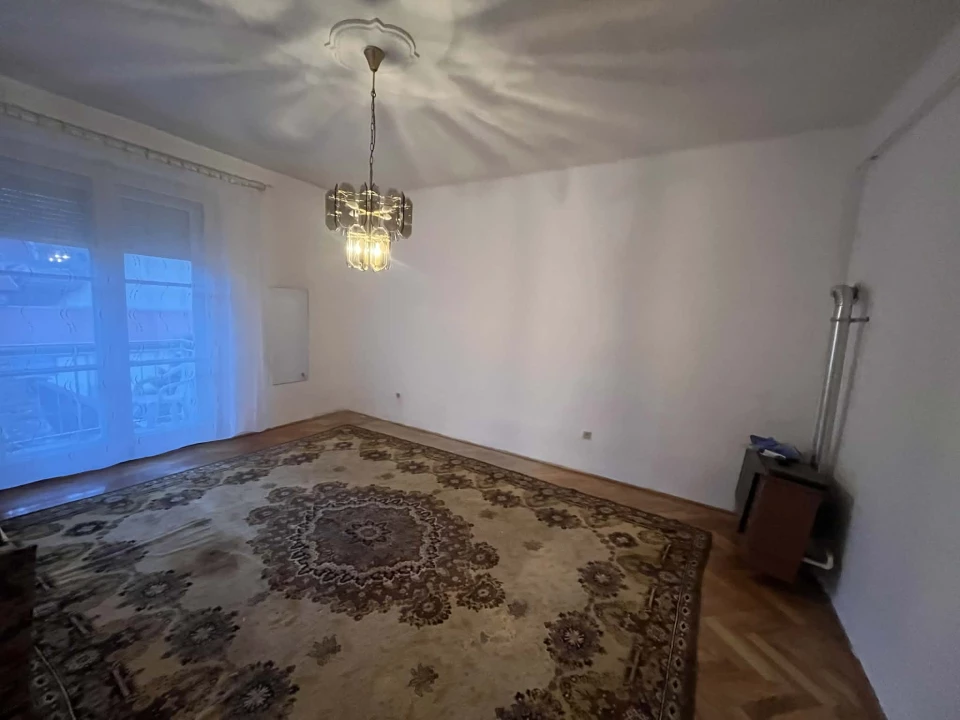 For sale brick flat, Kecskemét