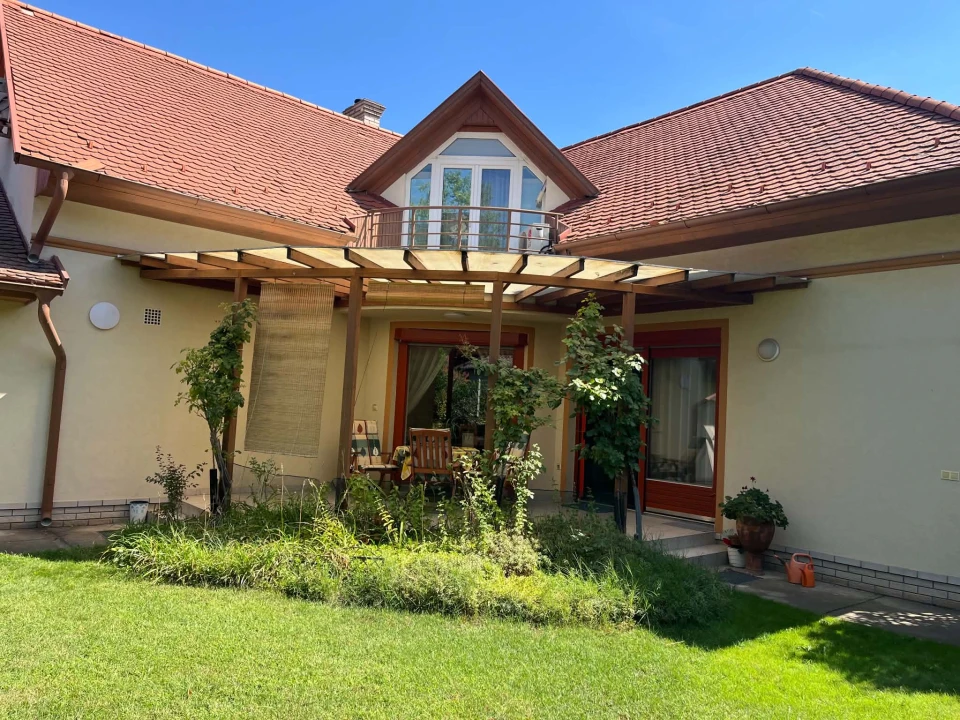 Eladó családi ház, Kecskemét
