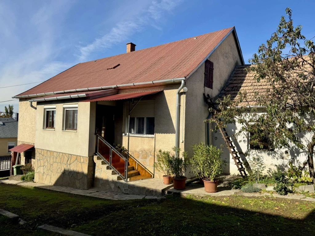 For sale house, Rezi