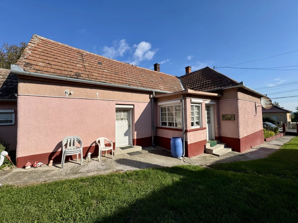 For sale house, Sármellék