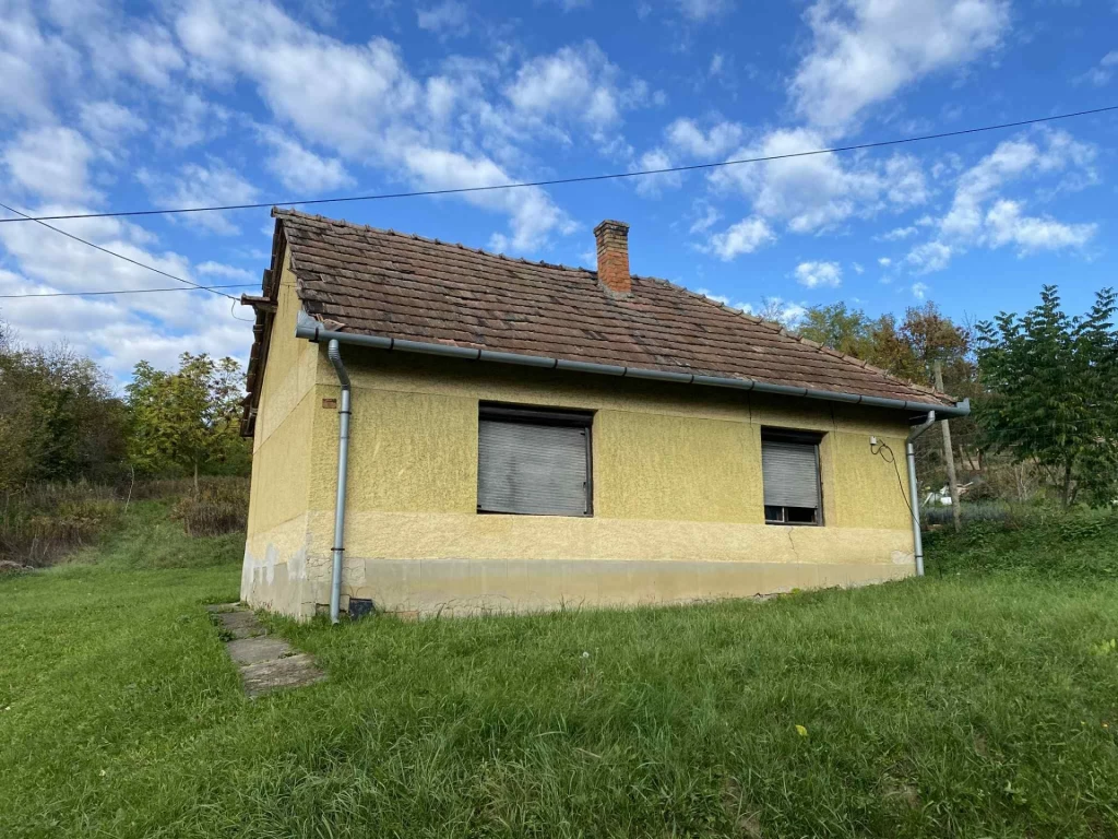 Eladó Ház, Gyűrűs 14.900.000 Ft