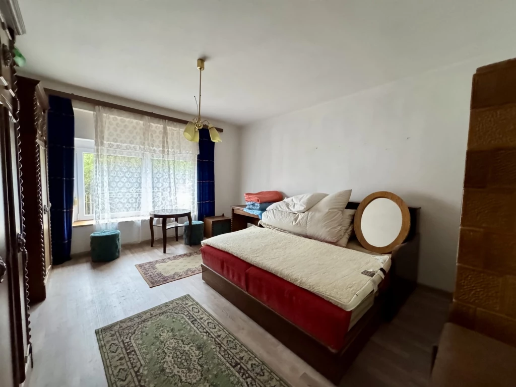 For sale house, Karmacs