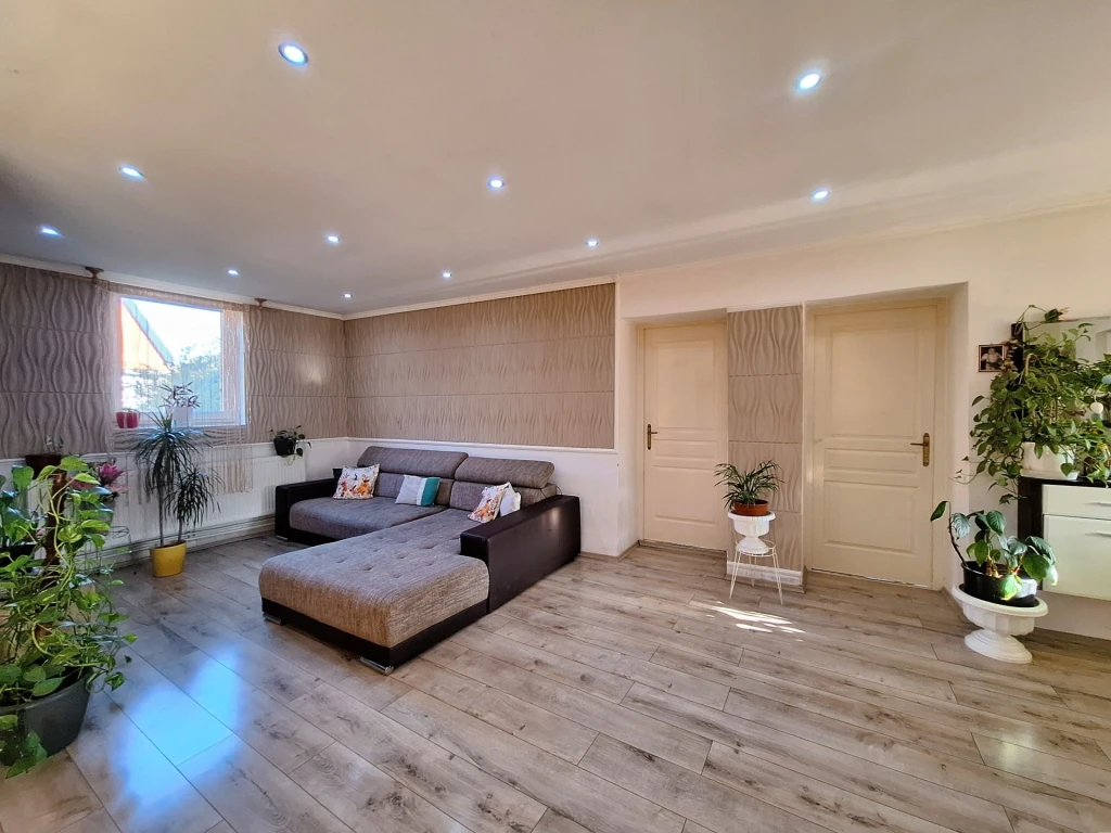 Eladó Ház, Iszkáz 33.500.000 Ft